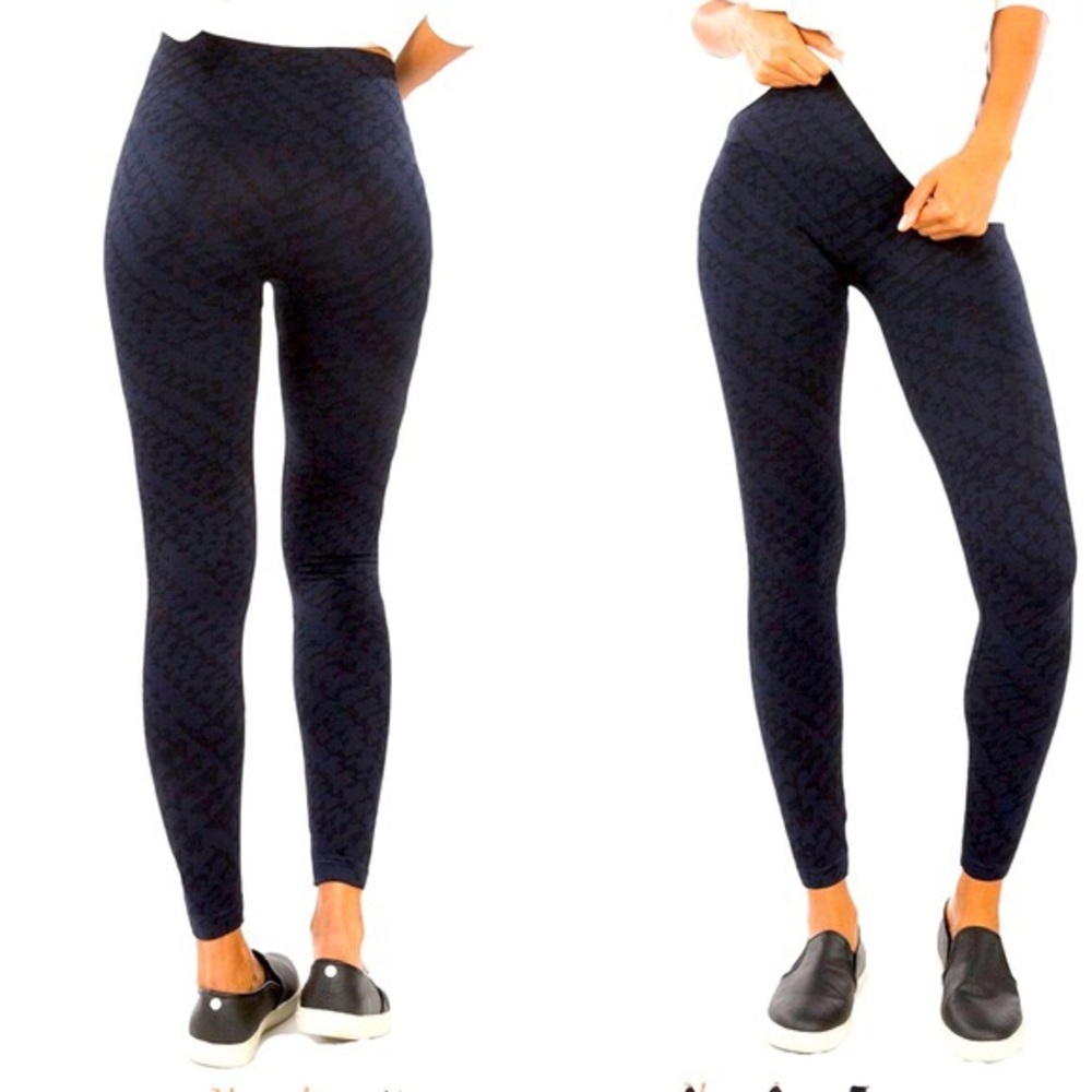 Spanx Seamless Legging in Navy Tread